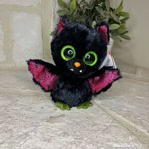 TY beanie boo’s Drizella black bat